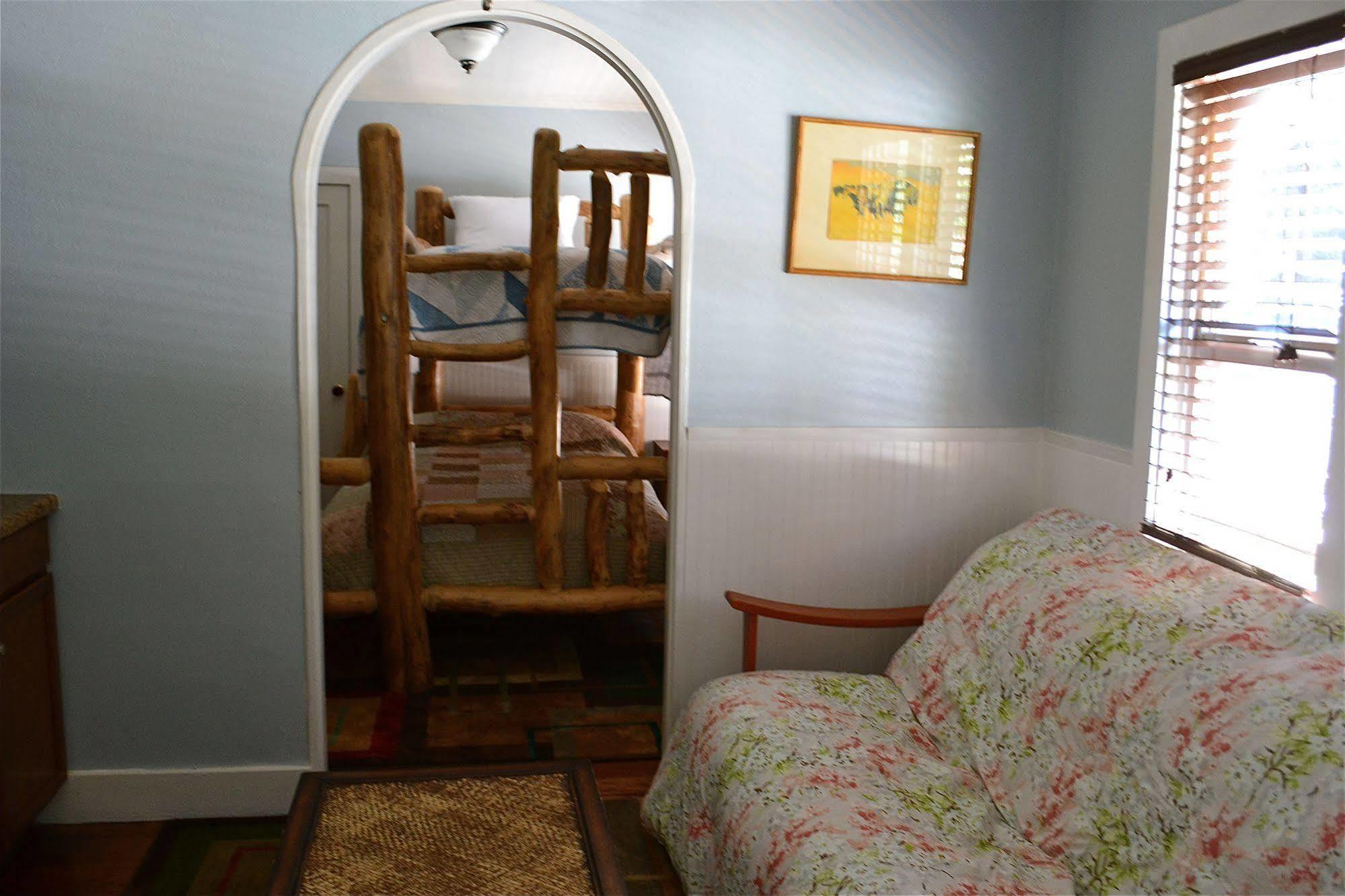 Guerneville Lodge Buitenkant foto