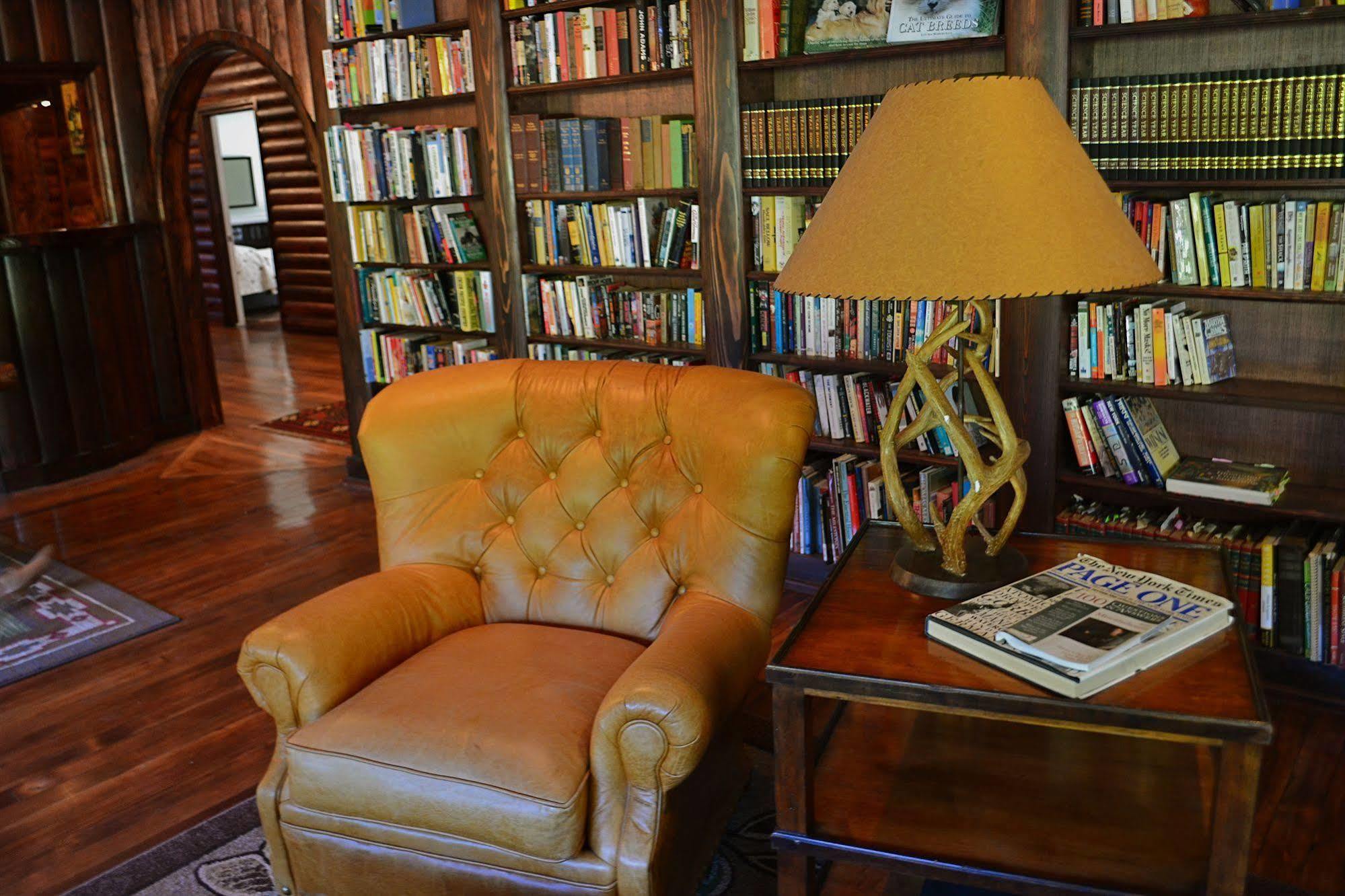 Guerneville Lodge Buitenkant foto
